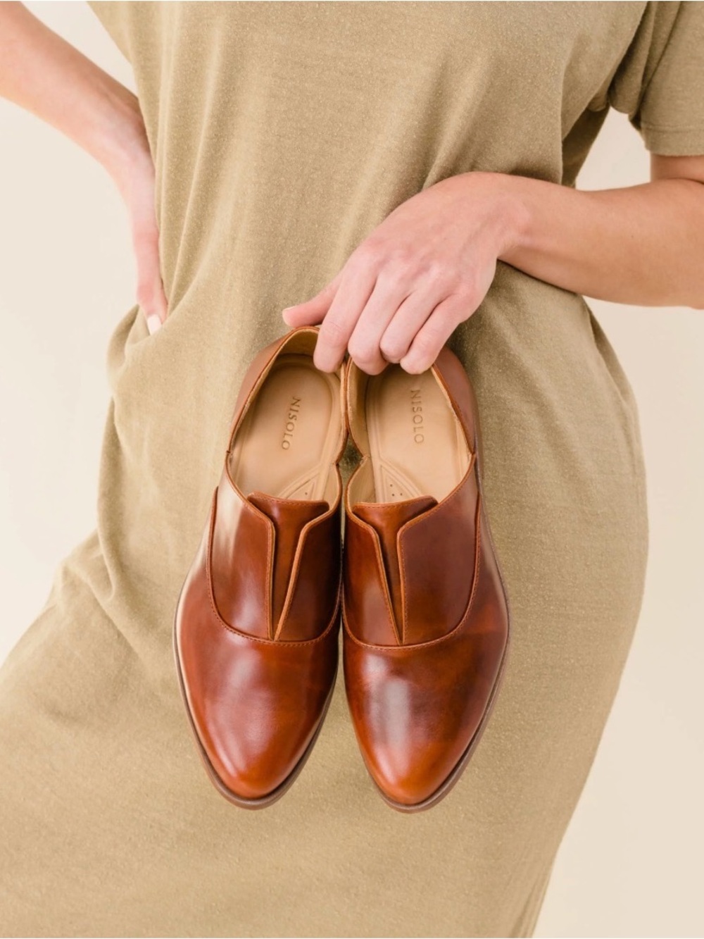 Nisolo Emma D'Orsay Oxford 2.0 size 7 in Brandy-fits like a size 8